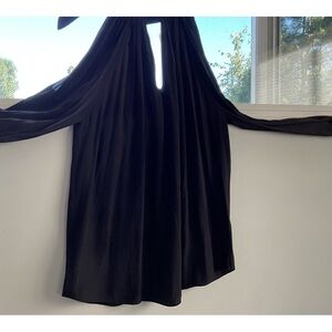 Black long sleeve pre-loved top